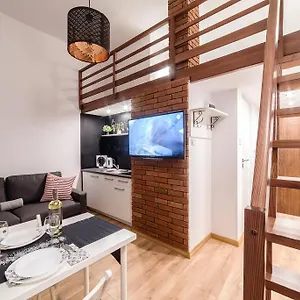 2 Nights - Great Location, Right Next To Main Rail And Bus Station, 10 Min To Main Square By Foot Апарт-отель Краков